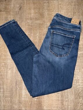 American Eagle Outfitters Women's Dark Blue Skinny Jeans